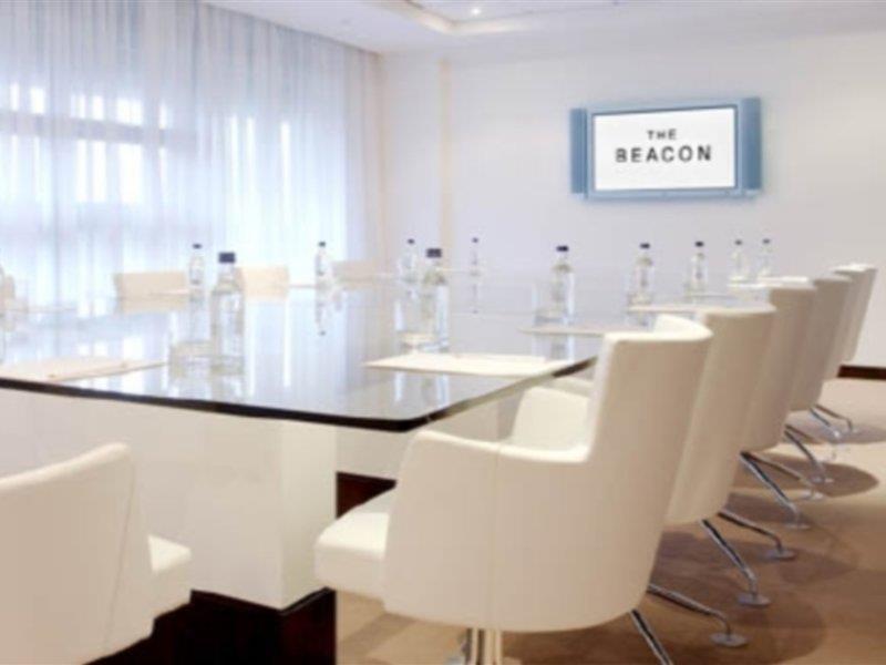 The Beacon Hotel Sandyford Bagian luar foto