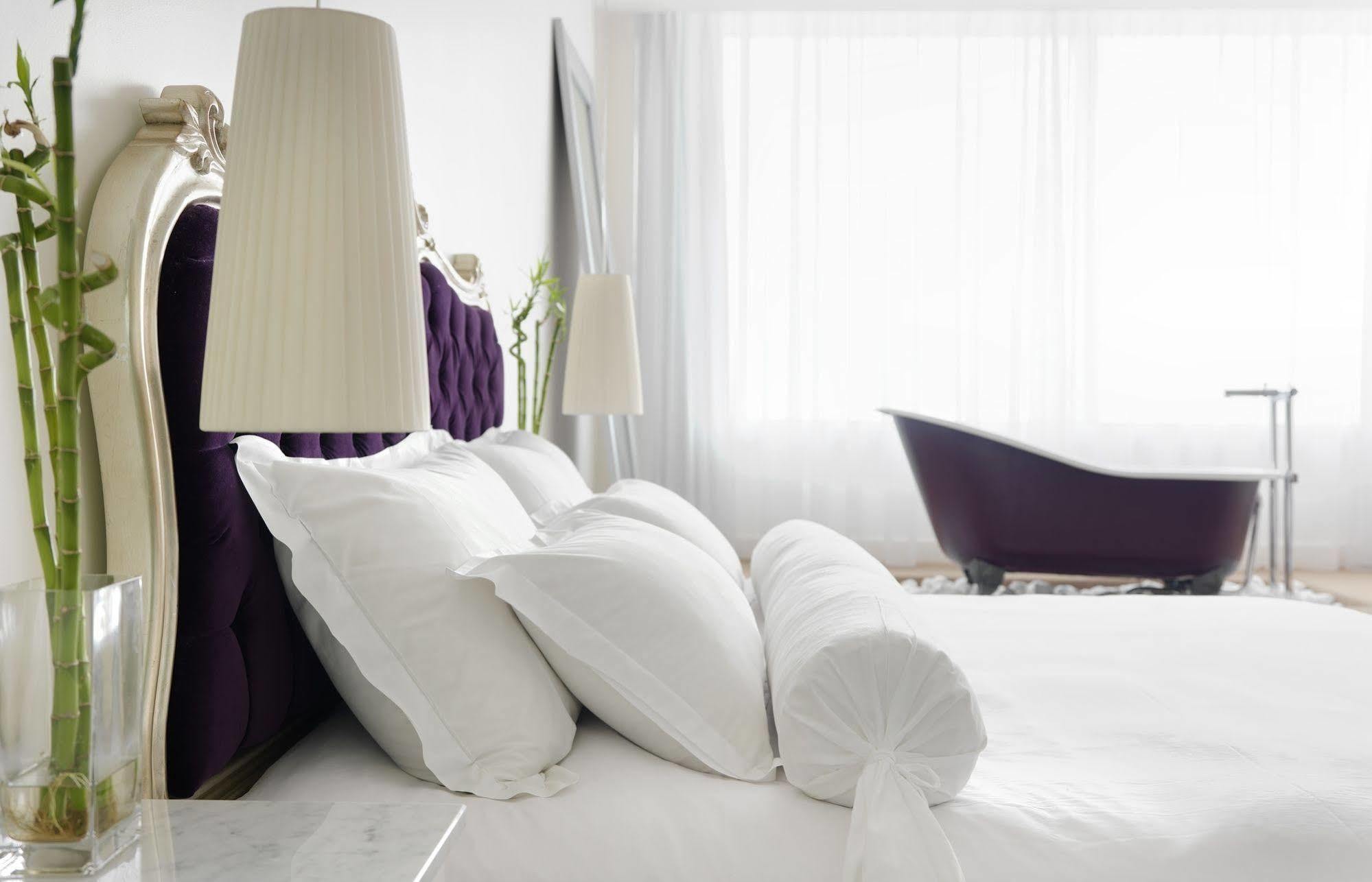 The Beacon Hotel Sandyford Bagian luar foto