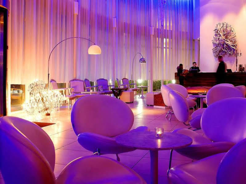 The Beacon Hotel Sandyford Bagian luar foto