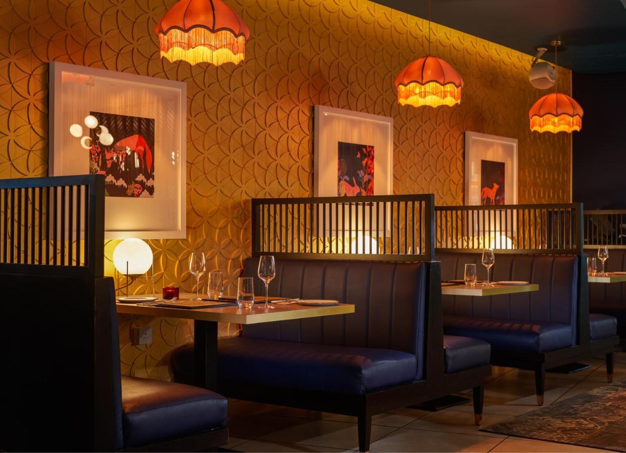 The Beacon Hotel Sandyford Bagian luar foto
